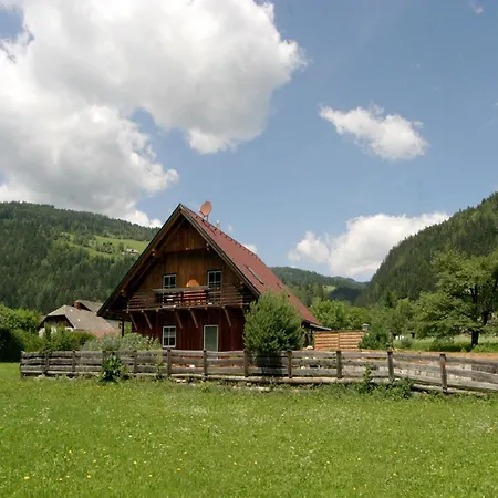 Nyaraló In Einach Near Slopes, Cleaning Included Stadl an der Mur