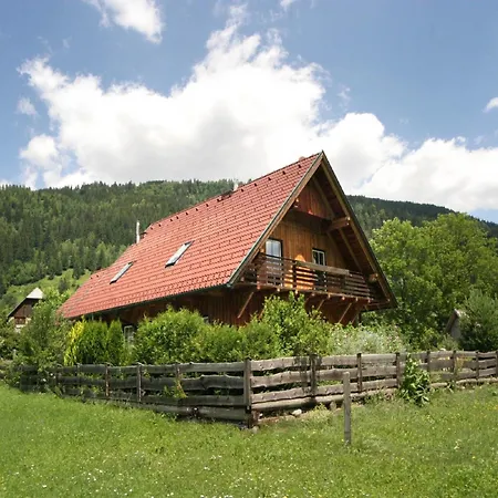 In Einach Near Slopes, Cleaning Included Nyaraló Stadl an der Mur